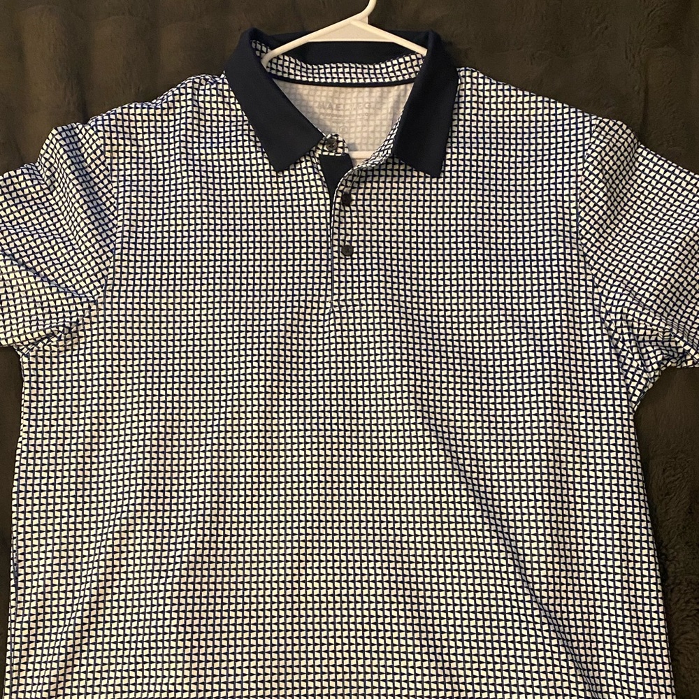 Maelreg printed golf shirt. Size XL.